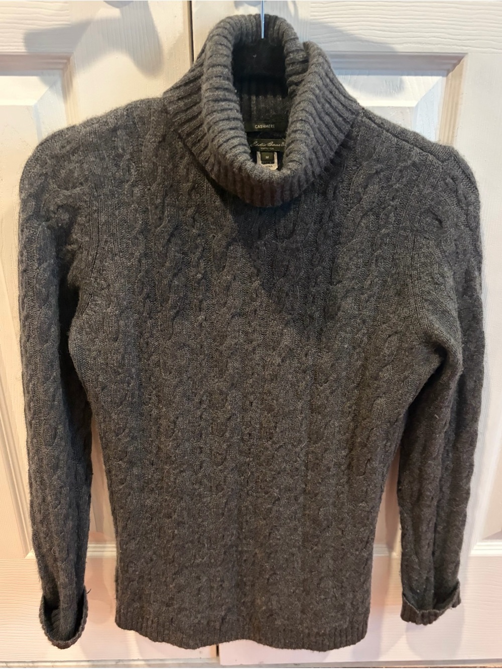 Women’s Eddie Bauer 100% Cashmere Cable-Knit Turtleneck Sweater, Medium